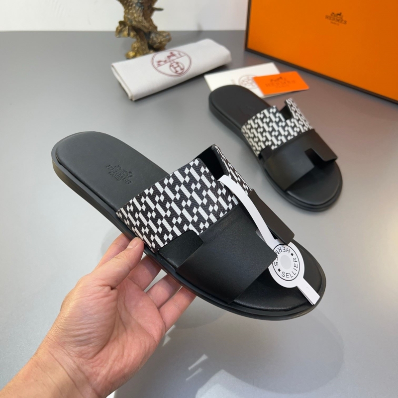 H**mes slippers